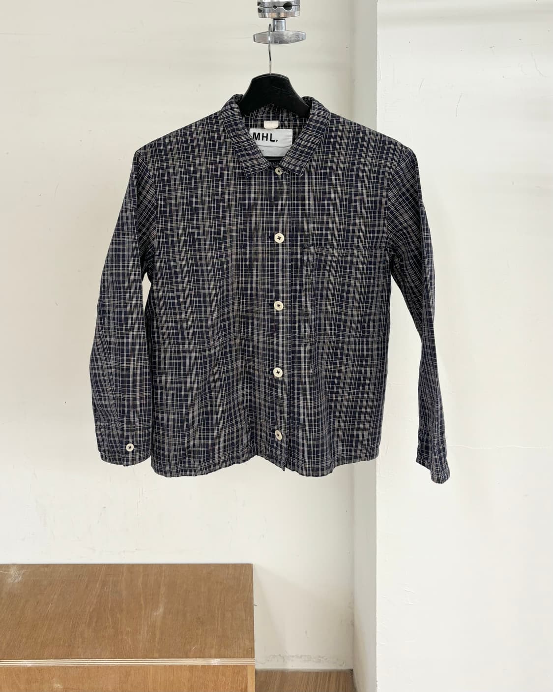 엠에이치엘 그레이 체크 셔츠 상품이미지1