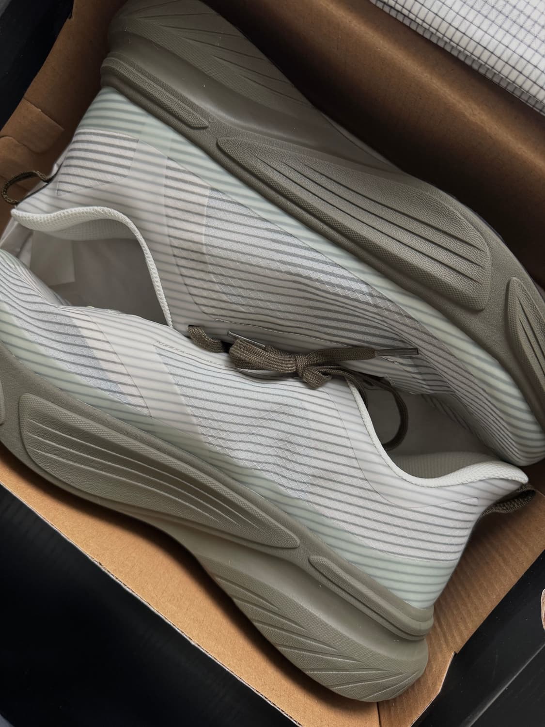 SWNA SEAM 26 프로스펙스 러닝화 상품이미지2