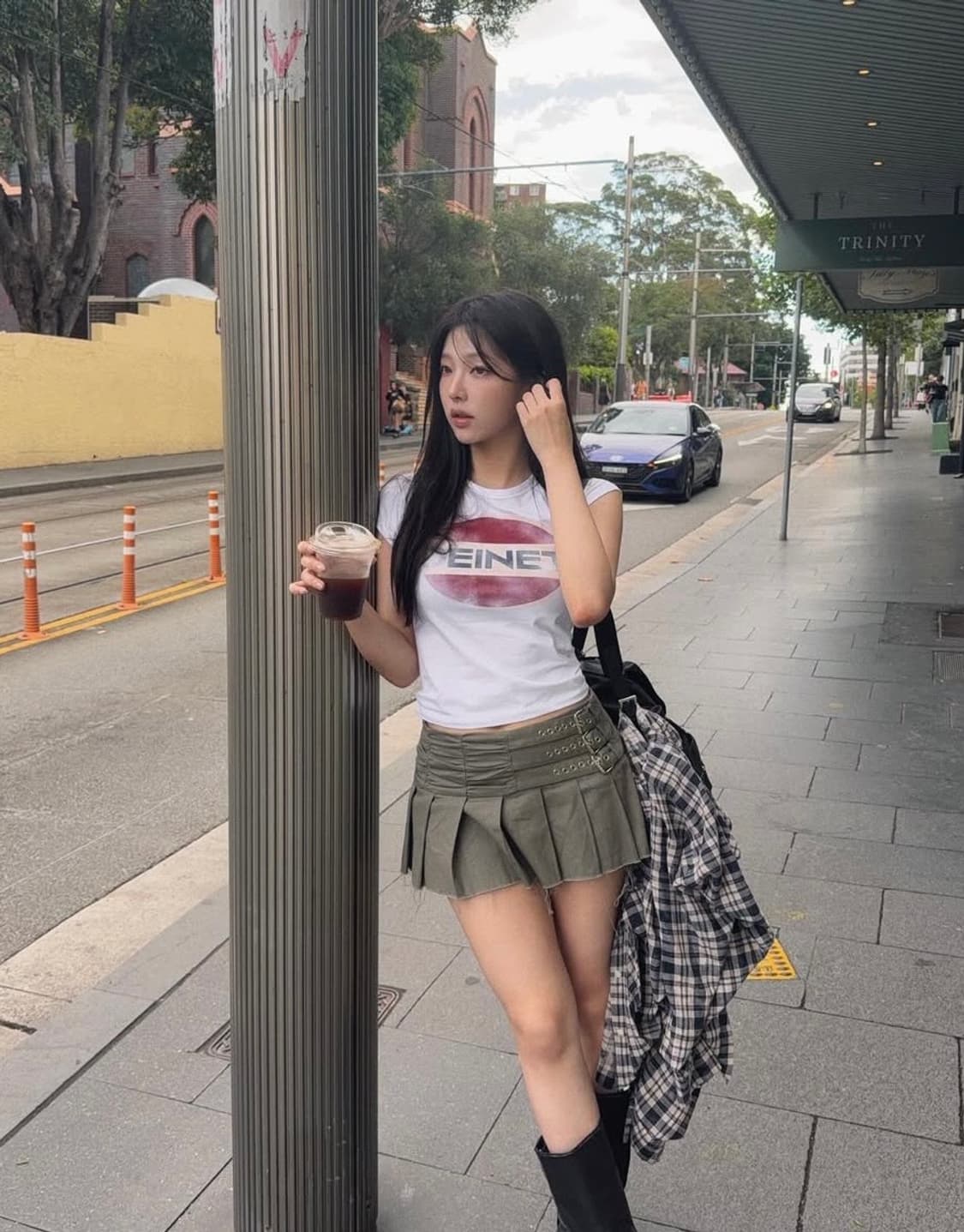 공홈품절) 다이닛 빈티지 로고 크롭 티셔츠 (하투하지우, 남서연 착용) 상품이미지2