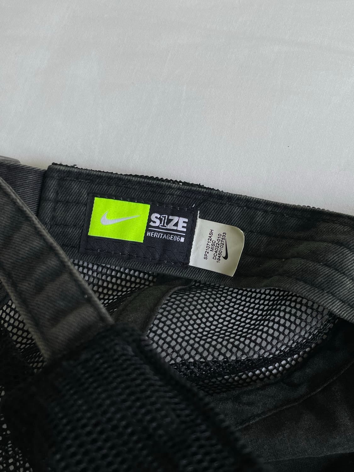 나이키 헤리티지86 스우시 트러거 메쉬캡 상품이미지5