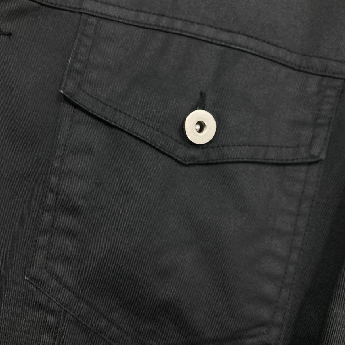 파르티멘토 블랙 컬러 멀티 포켓 트러커 자켓 상품이미지2