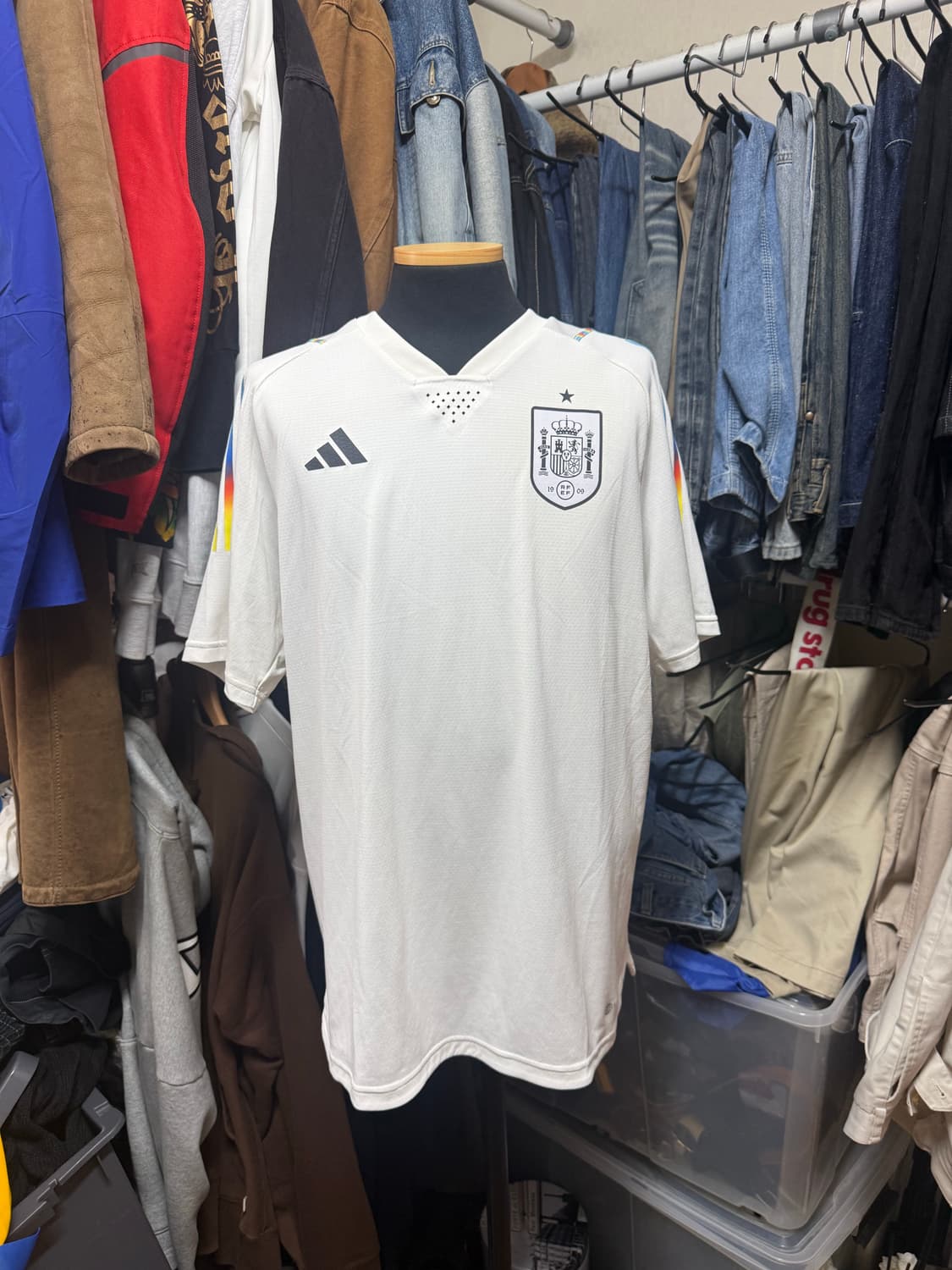 [XL] 아디다스 22 카타르 월드컵 스페인 국가대표 프리매치 유니폼 상품이미지1