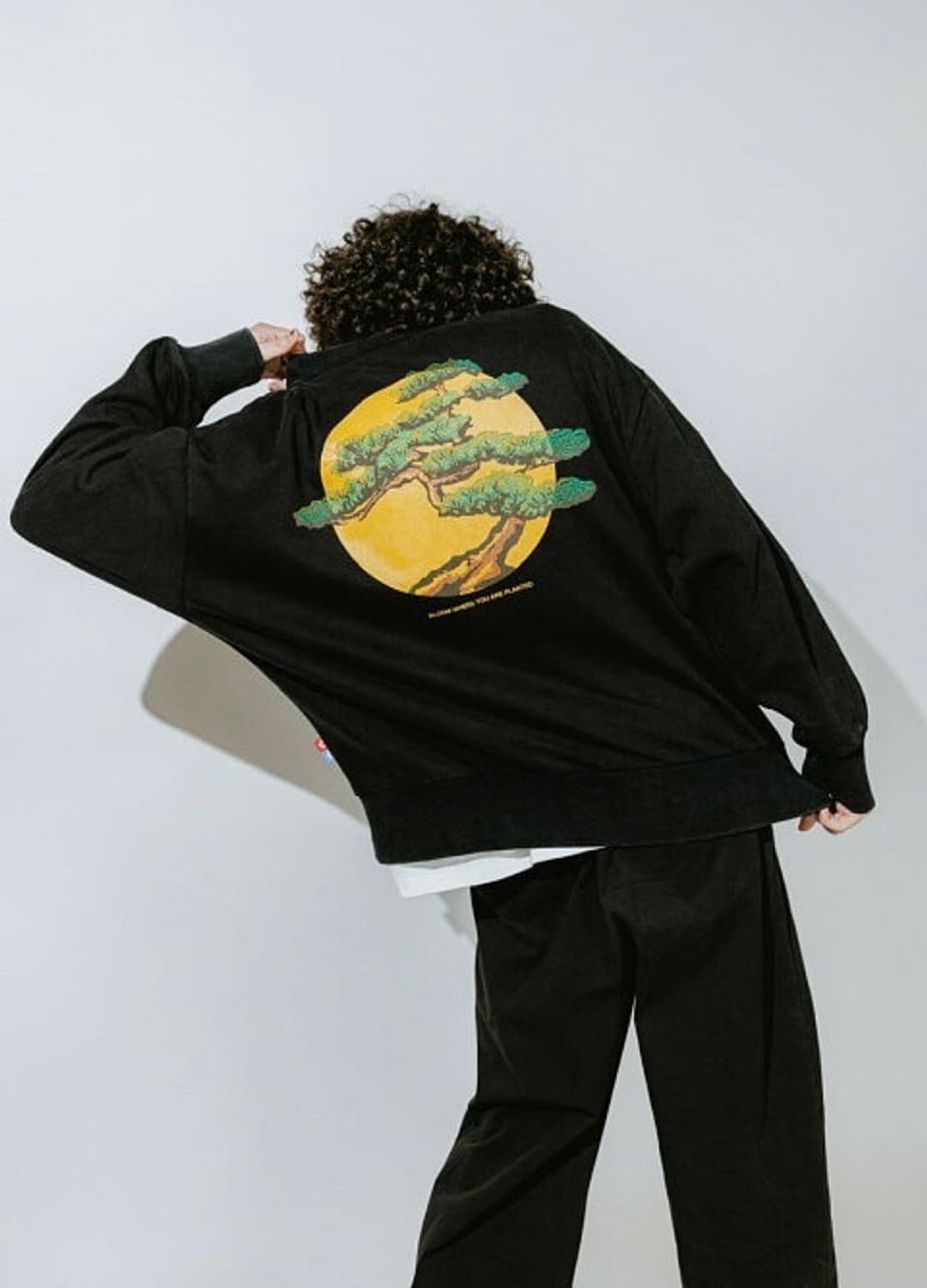 (정품/새상품) 반디 더 핑크 블랙 프린팅 크루넥 상품이미지5