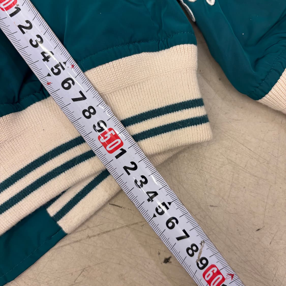 말본 빅로고 그린 바시티 자켓 상품이미지5