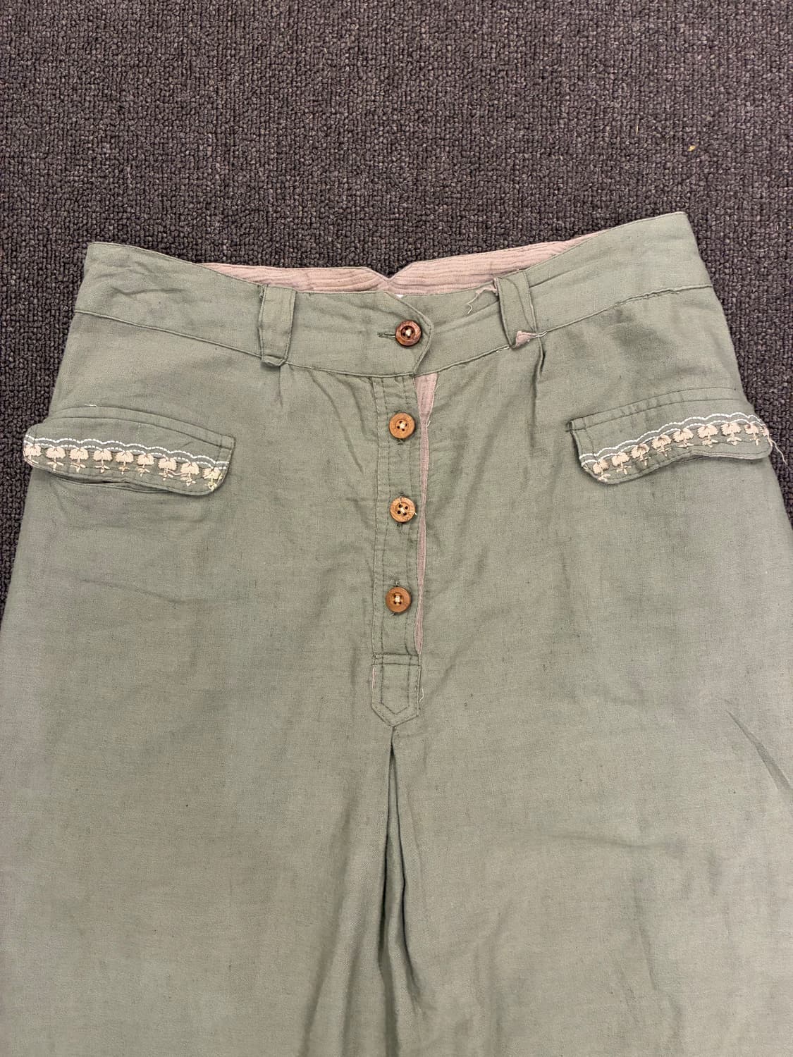 OS)wardrobe 빈티지 여성 꽃 펀칭 디테일 롱 스커트 상품이미지4