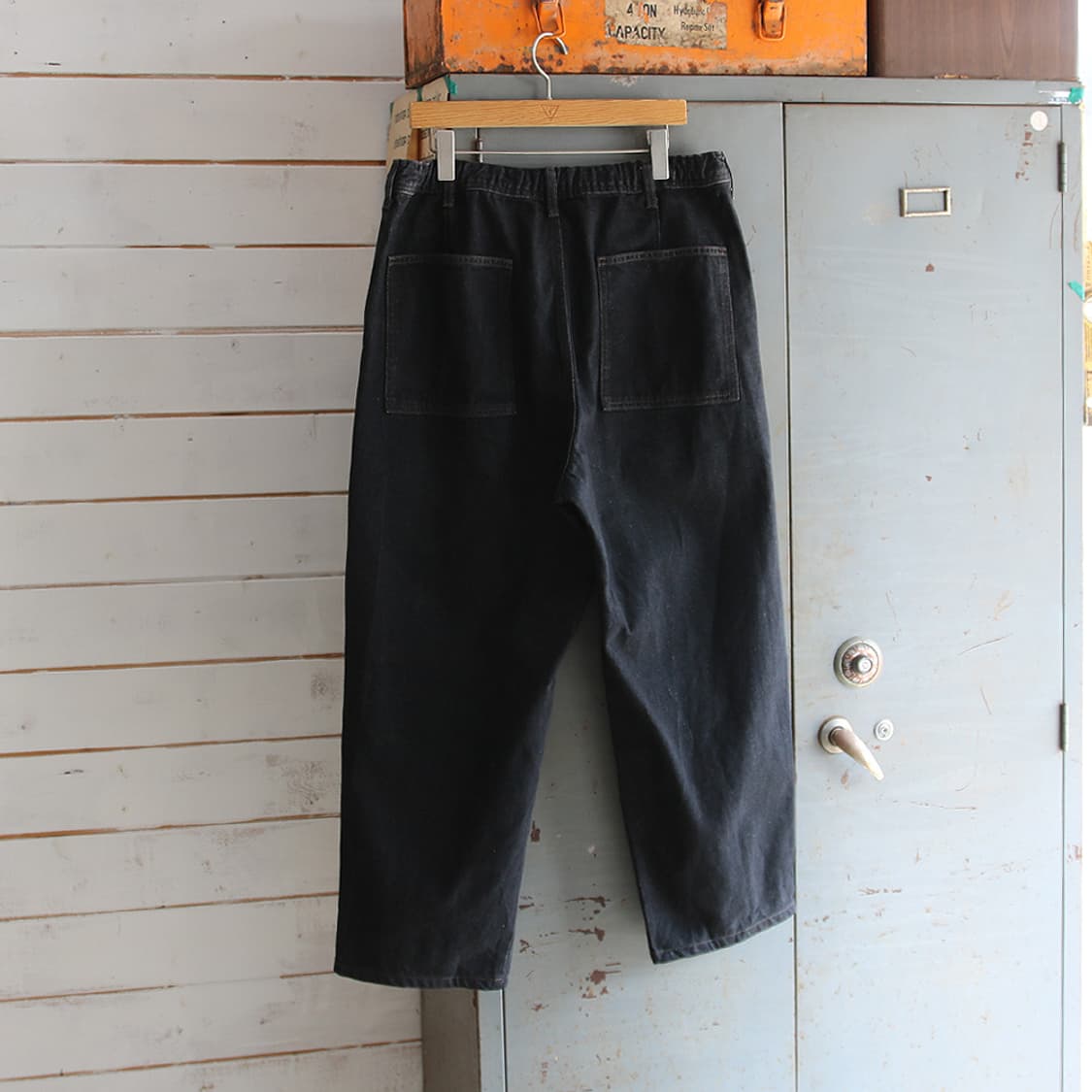 (착용컷) GU 와이드 데님 밴딩 팬츠 (남성용 XL) 상품이미지2