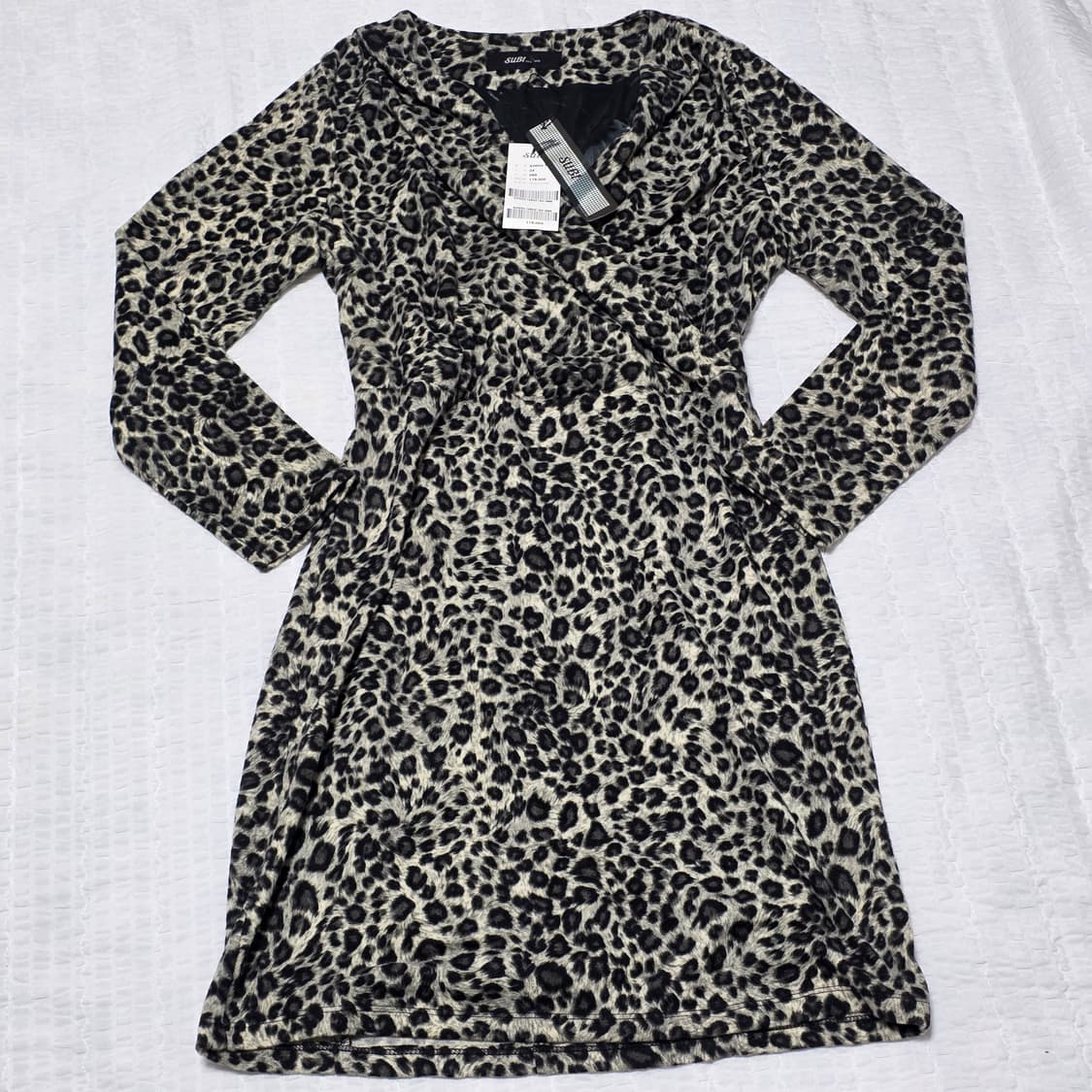 SUBI 빈티지)새상품 호피 레오파드 셔링랩 모직 원피스 상품이미지2
