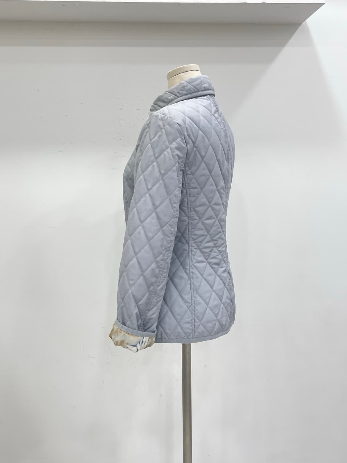 페라가모 퀼팅 자켓 상품이미지2