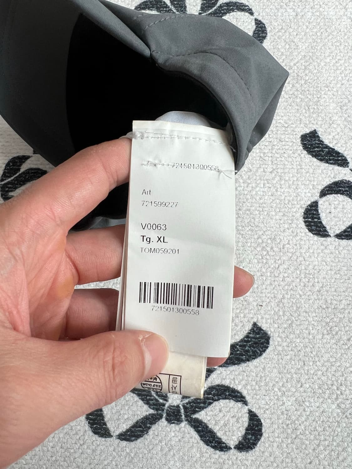 스톤아일랜드 소프트쉘 볼캡 xl 상품이미지6