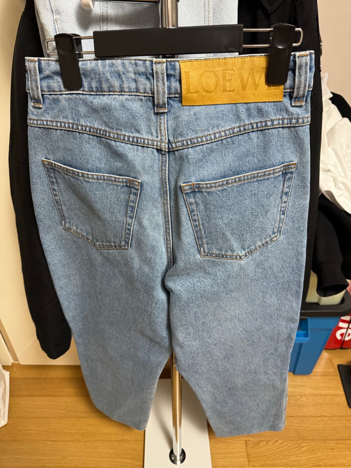 로에베 블루 피셔맨 진 미친 가격에 판매합니다! 상품이미지2