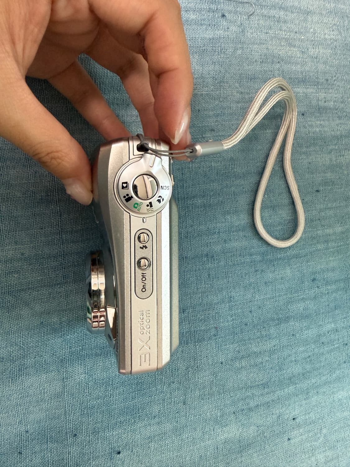 코닥 이지쉐어 C713 디지털카메라 상품이미지2