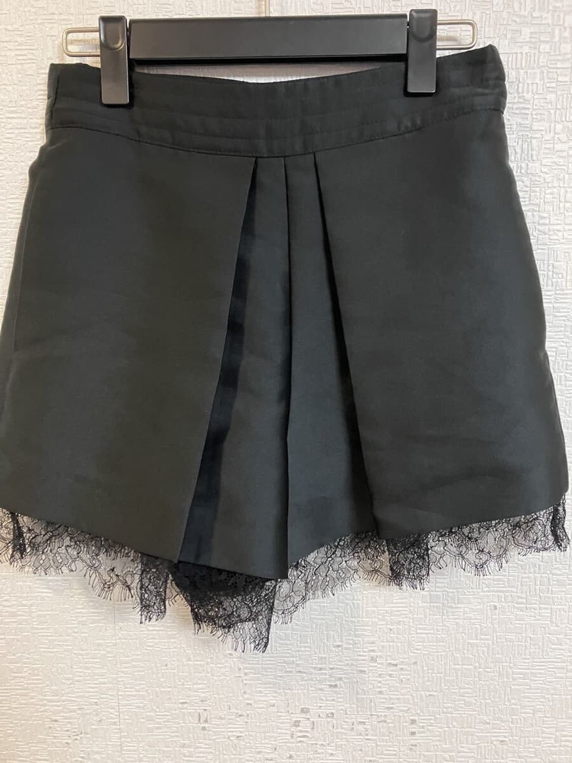 엠포리오 아르마니 레이스 쇼츠 상품이미지1