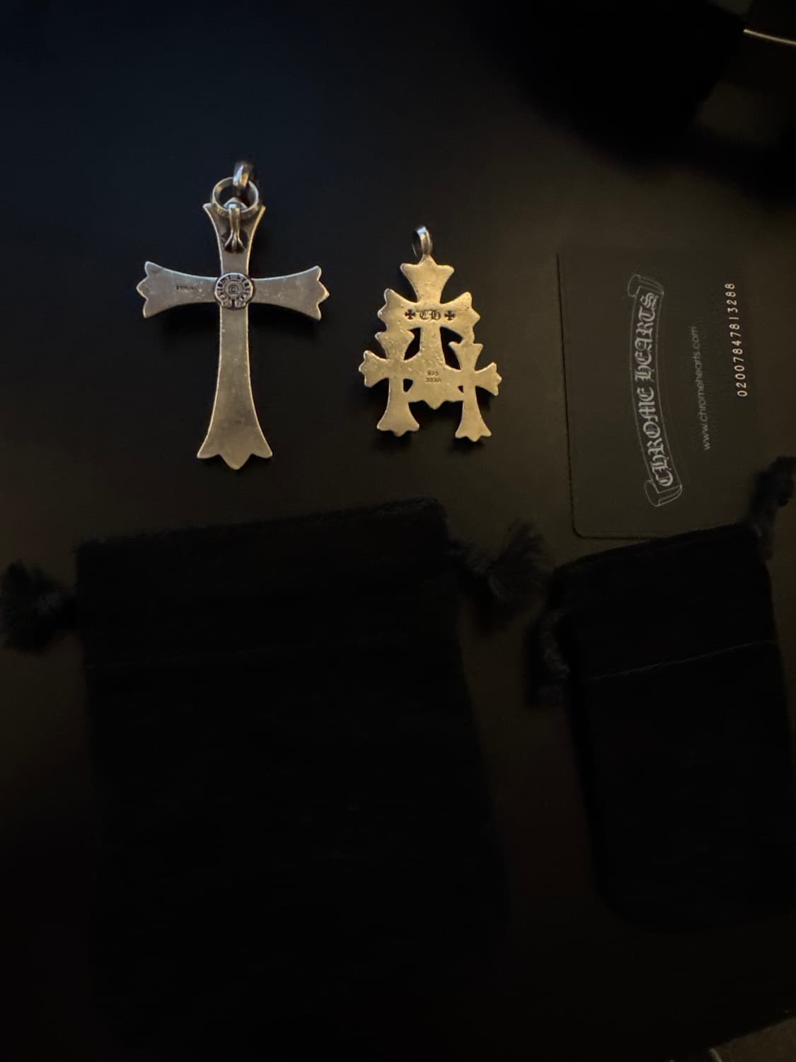 크롬하츠 라지 크로스 위드 베일 참 펜던트 & 트리플 크로스 상품이미지3