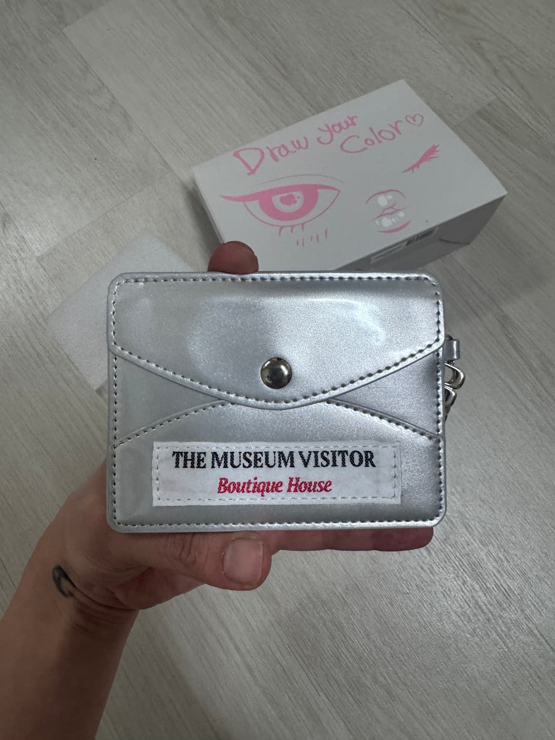 더뮤지엄비지터 카드지갑 새상품 상품이미지5