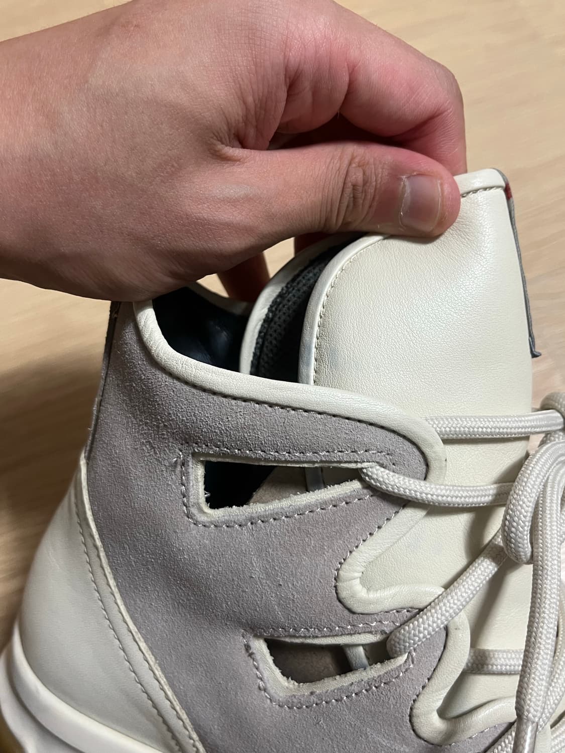 버나드윌헴 x 캠퍼 everest 풀박스 41 상품이미지6