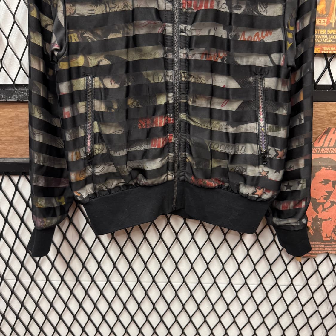 00s 히스테릭 글래머 그래픽 보머자켓 전후면 프린팅 포인트 블랙 상품이미지4