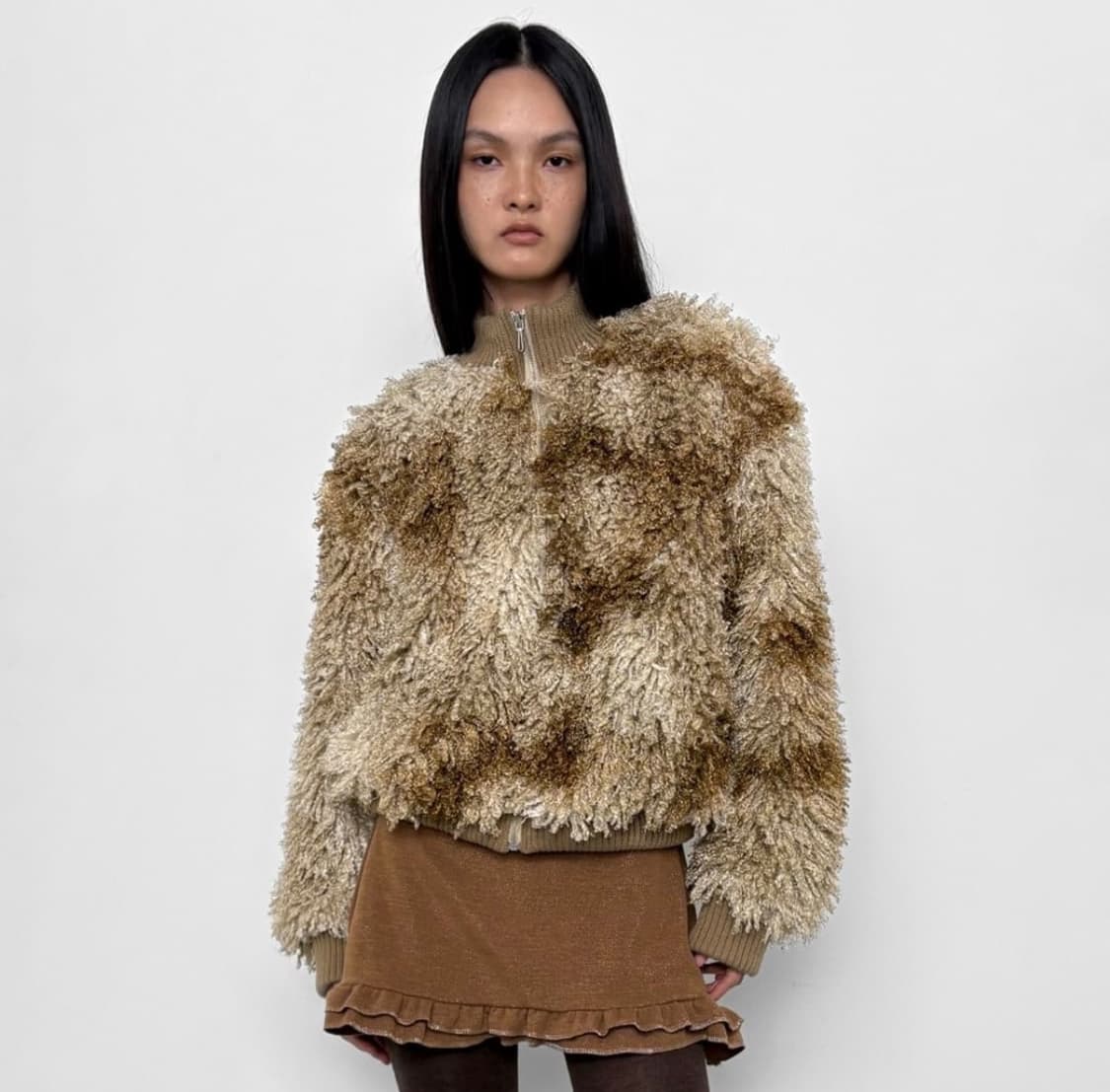 폴리수엠 샤기 퍼자켓 새상품 상품이미지1