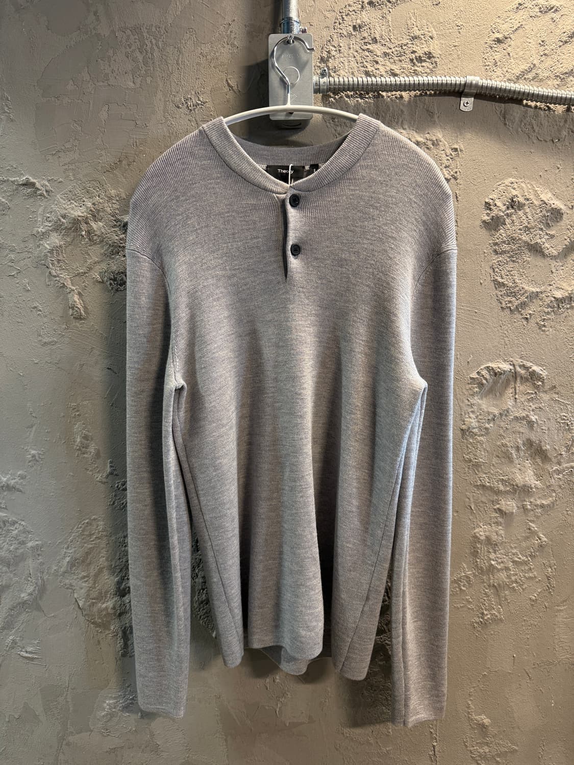 띠어리 헨리넥 메리노 울 니트 그레이 M 상품이미지1