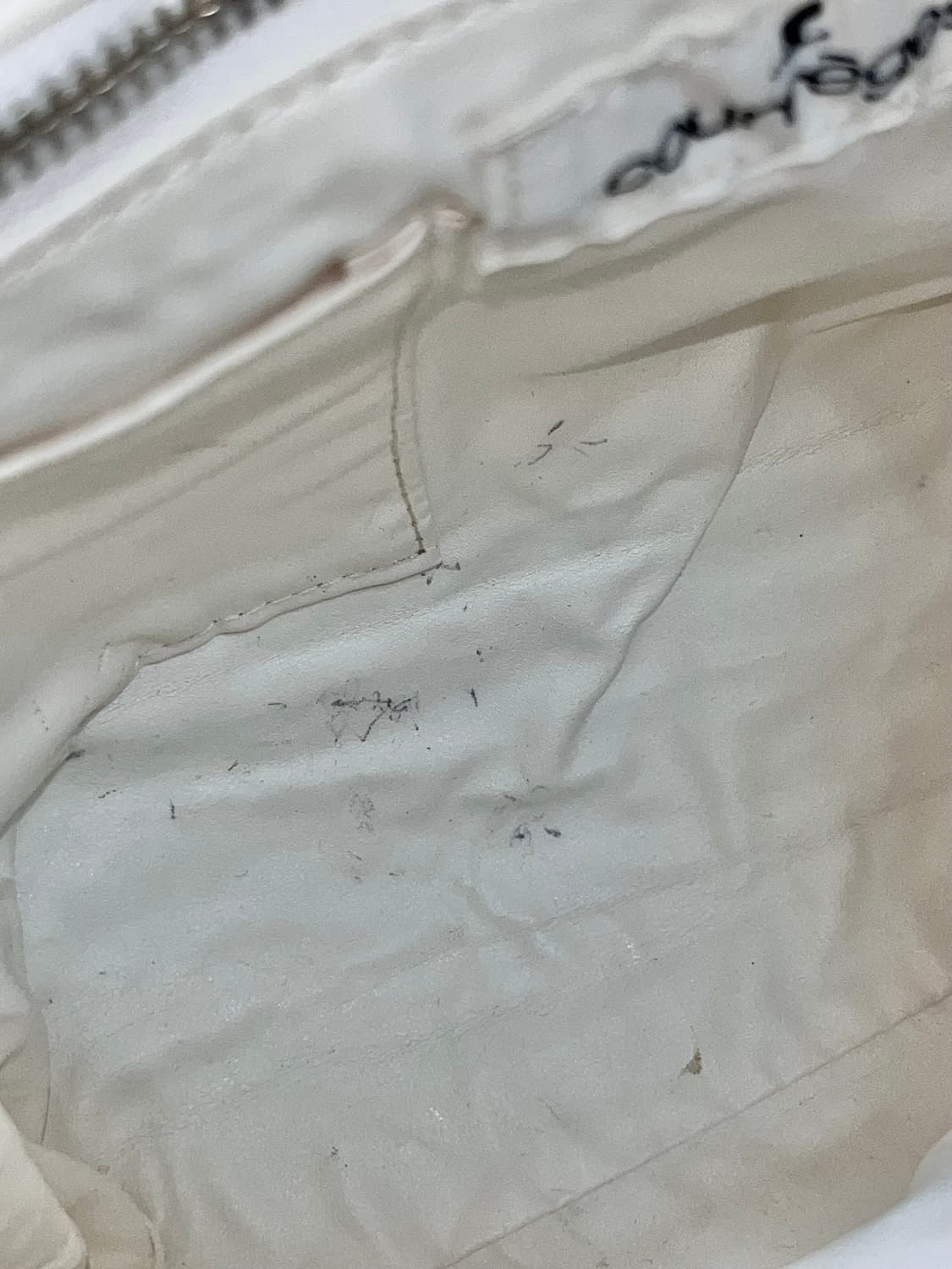 꾸레쥬 로고 플레이트 토트백 베이지 상품이미지9