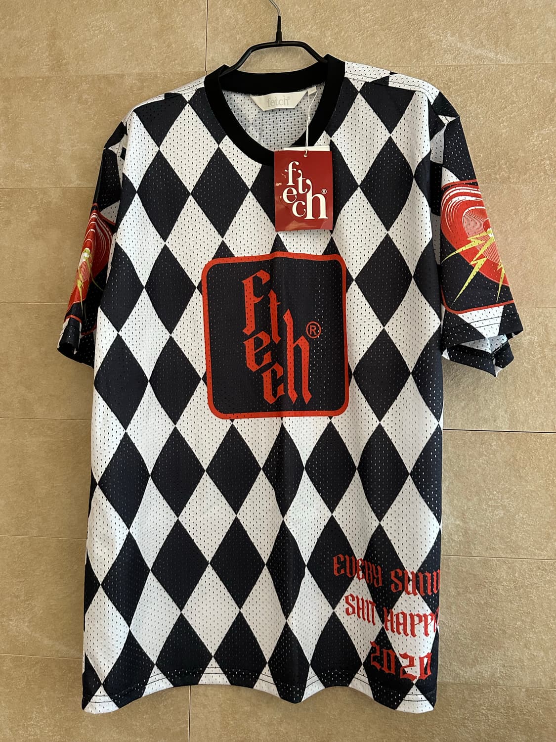 새상품) Fetch 다이아몬드 패턴 티셔츠 M 상품이미지3