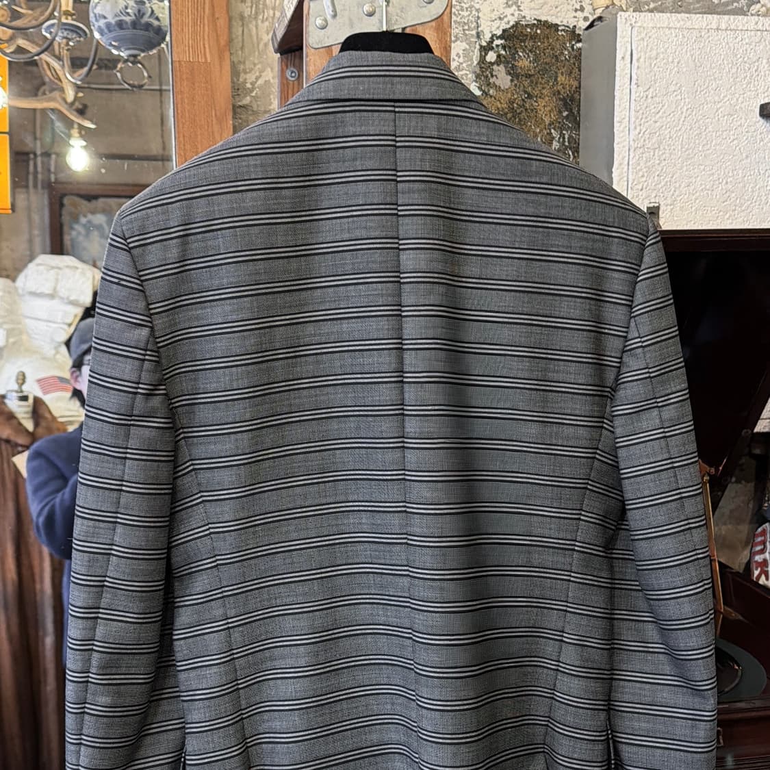 비비안웨스트우드 25AW 컬렉션 자켓 상품이미지5