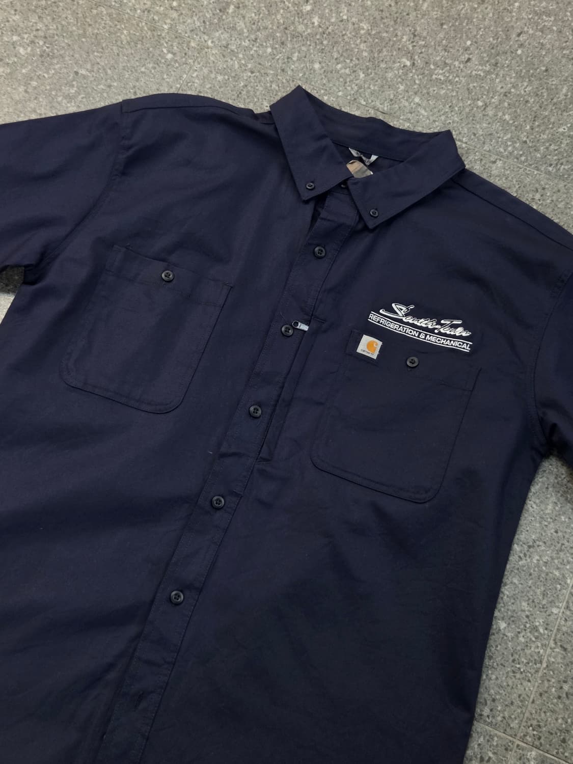 칼하트 네이비 레터링 반팔셔츠 상품이미지1