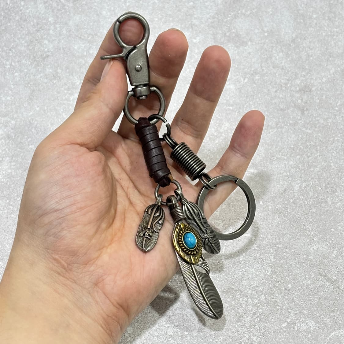 Oribell 터키석 깃털 엔틱 브론즈 소가죽 키링 열쇠고리 브라운 상품이미지2