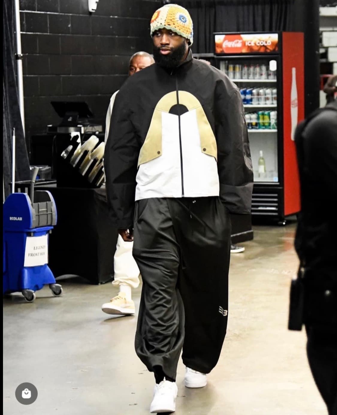 네임세이크 스웨이드 트랙자켓 M 상품이미지1