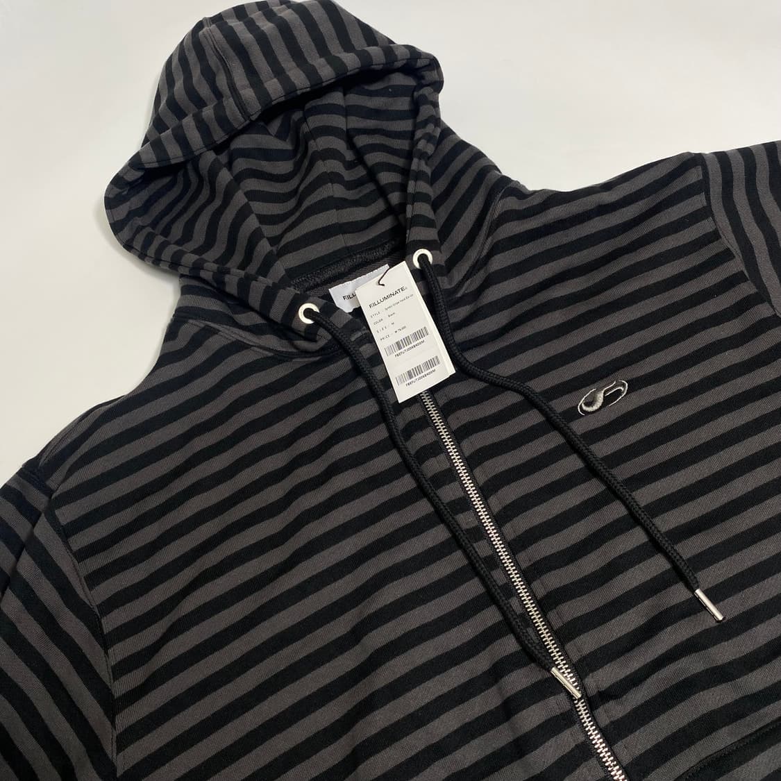 새상품) 필루미네이트 후드집업 M 상품이미지4