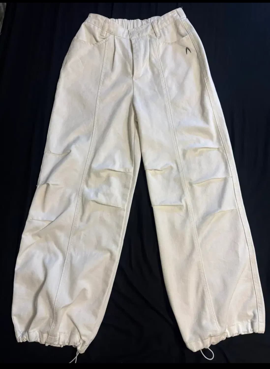 아캄 화이트 팬츠 aakam 상품이미지2