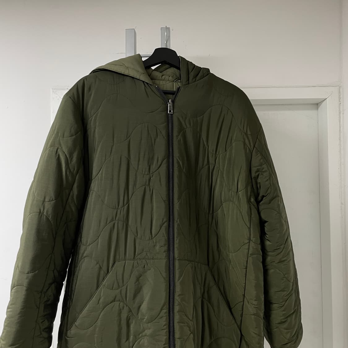 쟈딕앤볼테르 리버시블 후드 퀄팅 코트 카키 2 상품이미지2