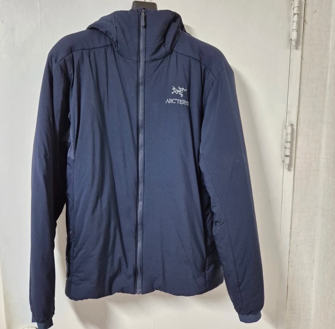 아크테릭스 아톰 ar M 사이즈  상태 9.0/10 고질병인 목 상태도  상품이미지1