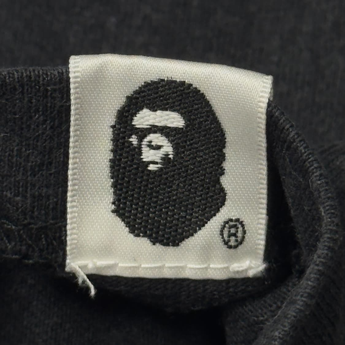 (M) 베이프 파이레츠 스토어 한정 레글런 티셔츠 화이트 상품이미지4