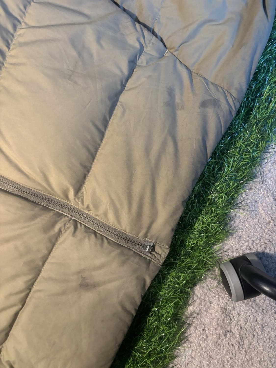 파타고니아 남성용 사일런트 후디 패딩 상품이미지6