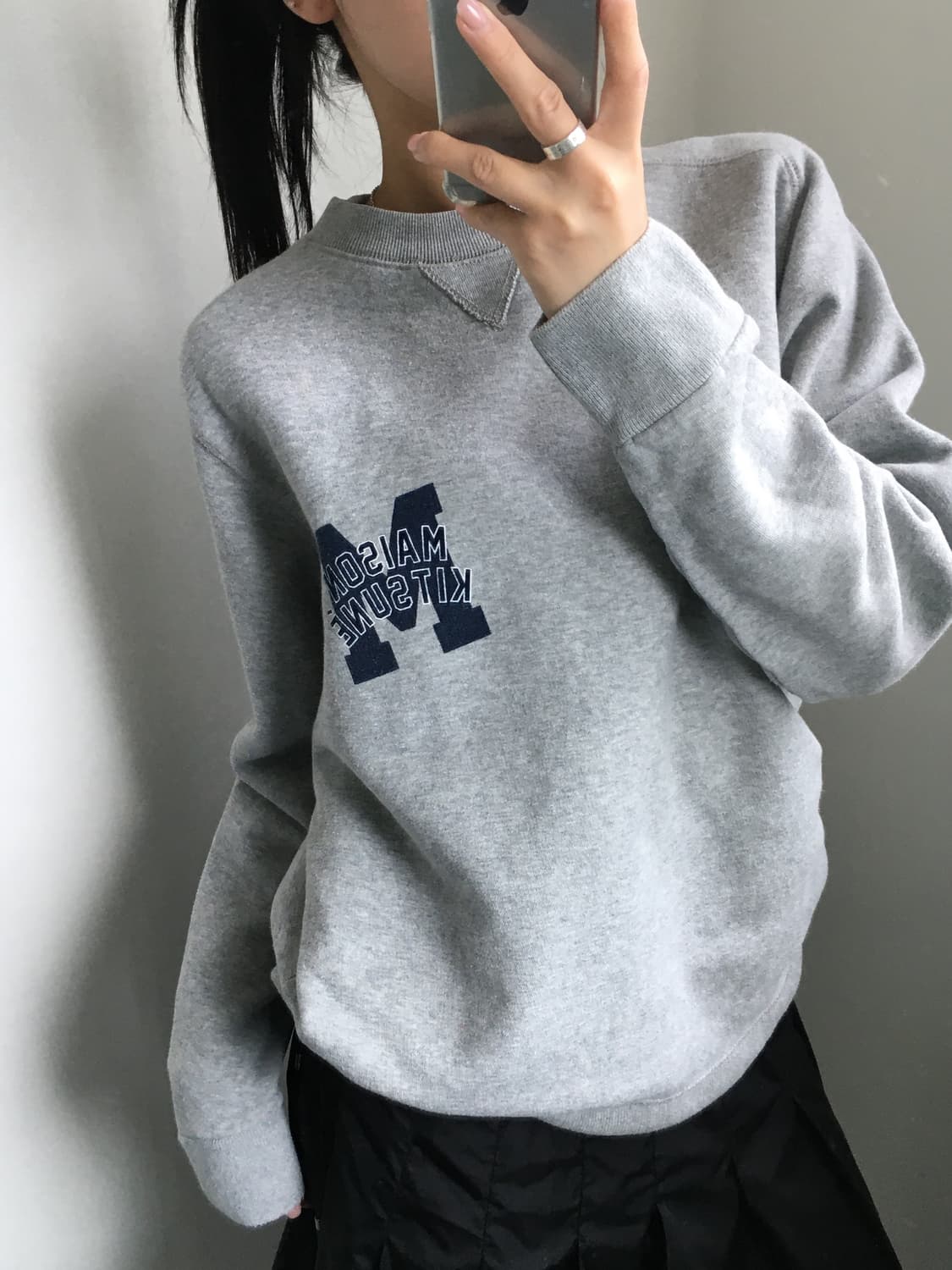 Maison Kitsune 메종키츠네 그레이컬러 맨투맨 상품이미지2