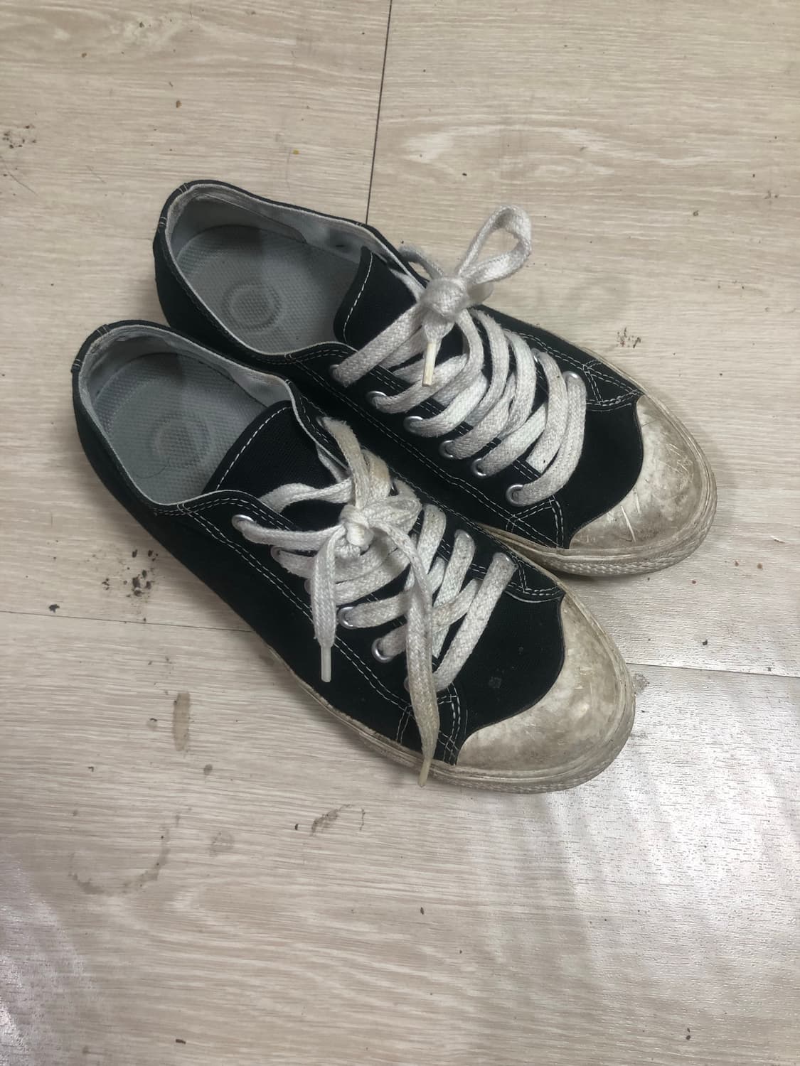 캔버스화 검정,파란색 240 사이즈 상품이미지1