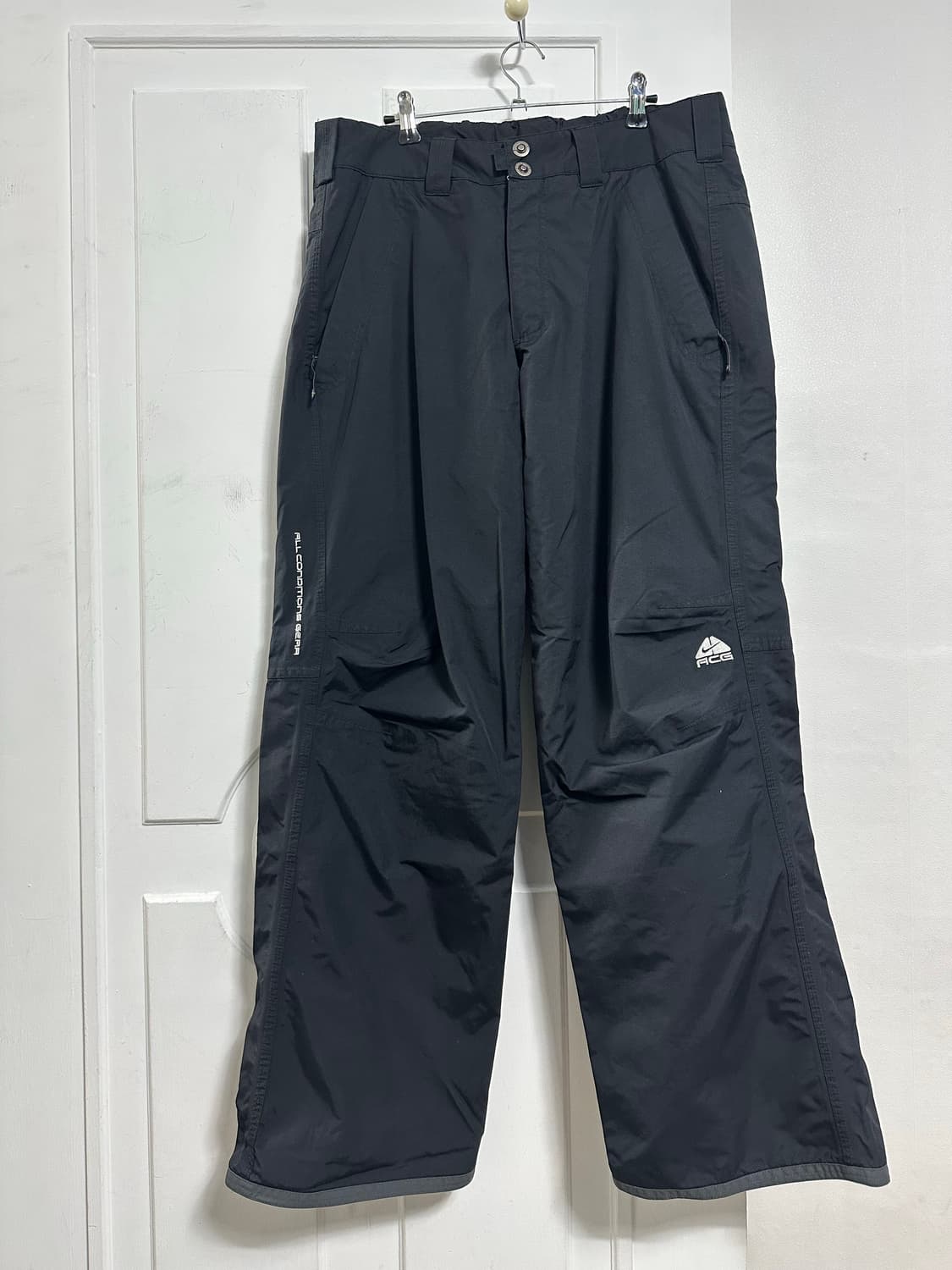 나이키 ACG 스키 팬츠 상품이미지1