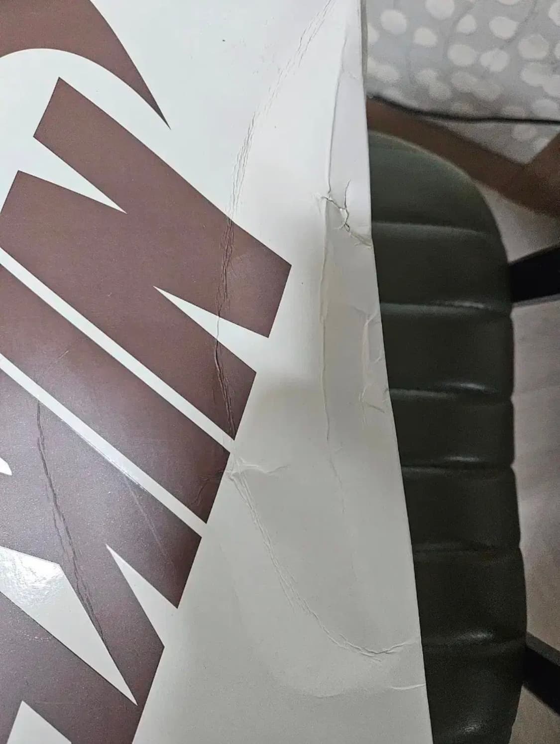 [급처] 나이키 트래비스스캇 조던 1 로우(풀박) 상품이미지3