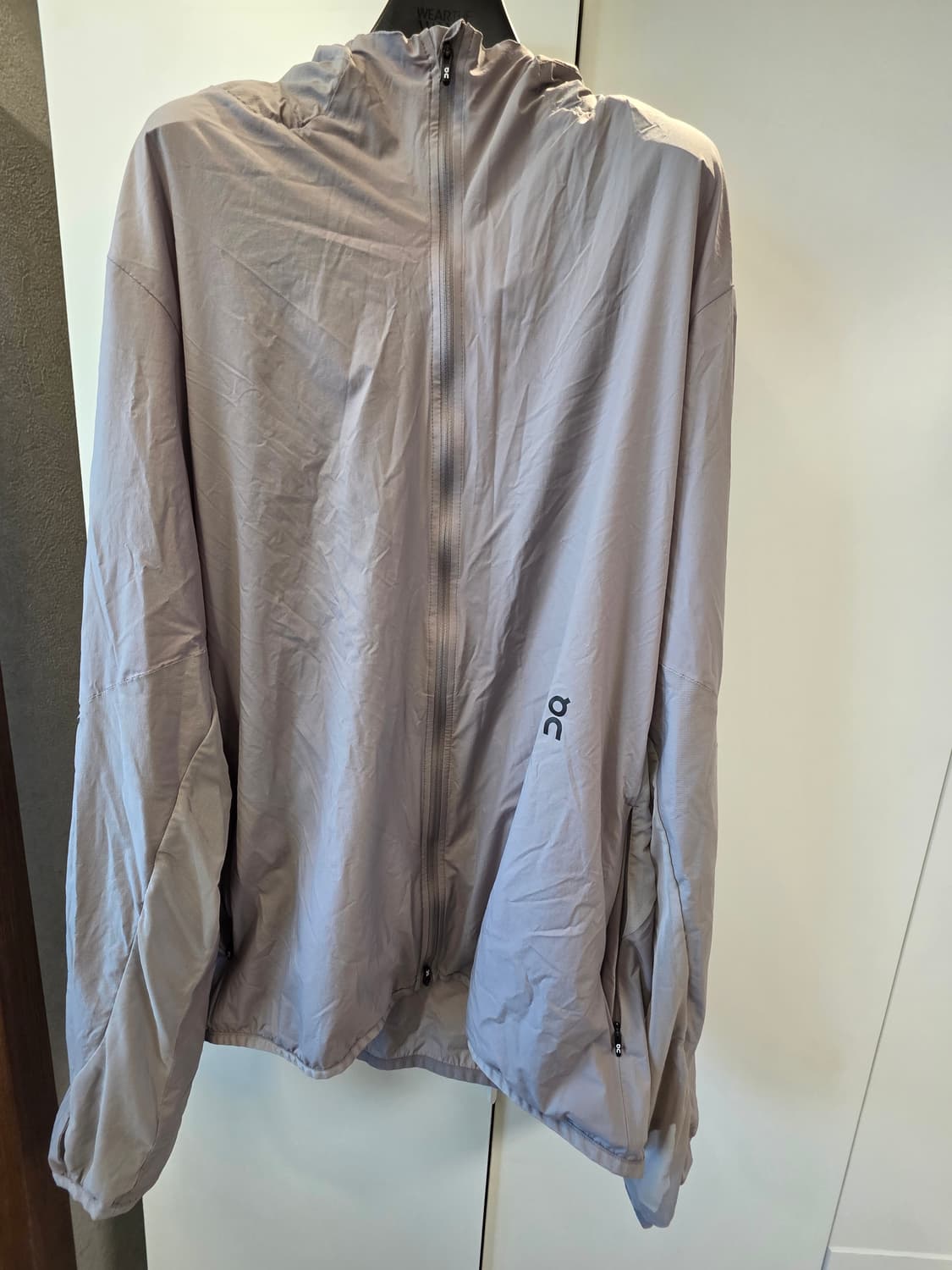 파프 X 온러닝 자켓 상품이미지5