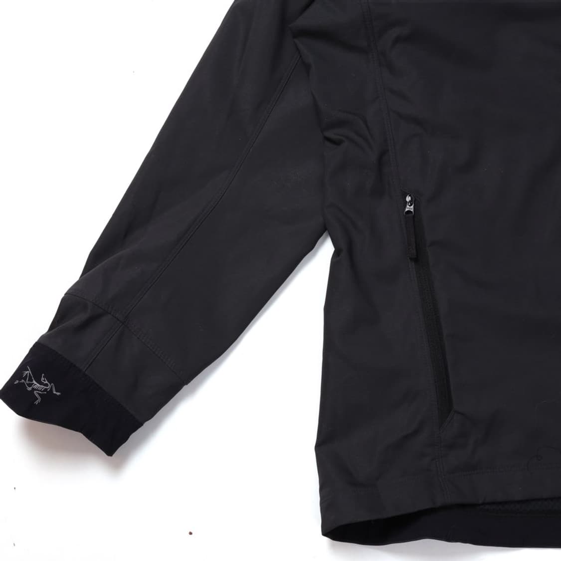 아크테릭스 Arcteryx A2B Commuter Jacket 

 상품이미지7