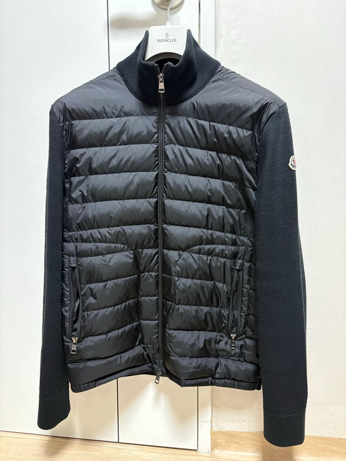 (백화점판, 새상품급) 몽클레어 김현우 니트패딩 L 상품이미지1