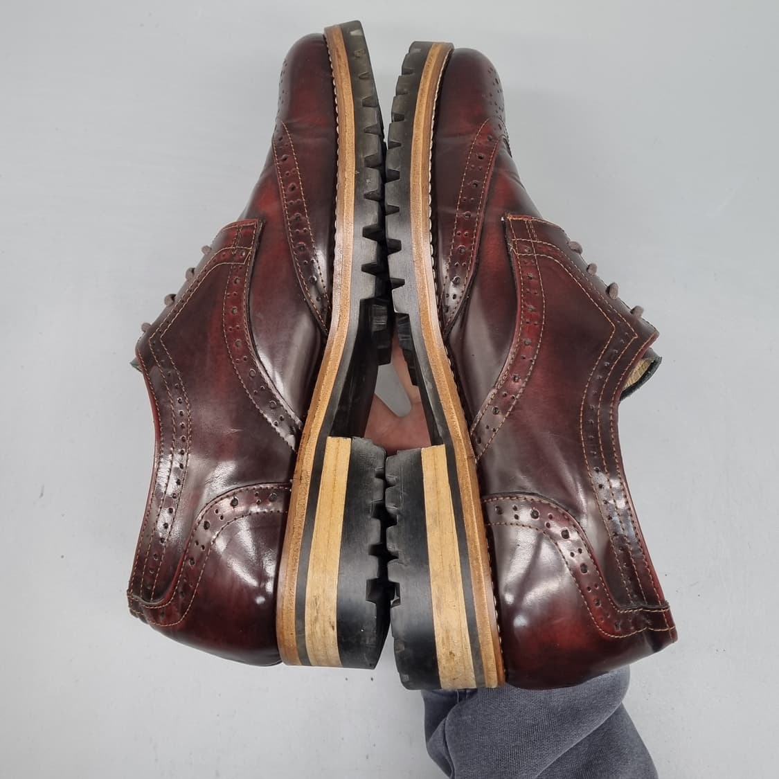 조앤슈 윙팁 남성수제구두 실사이즈255 상품이미지5