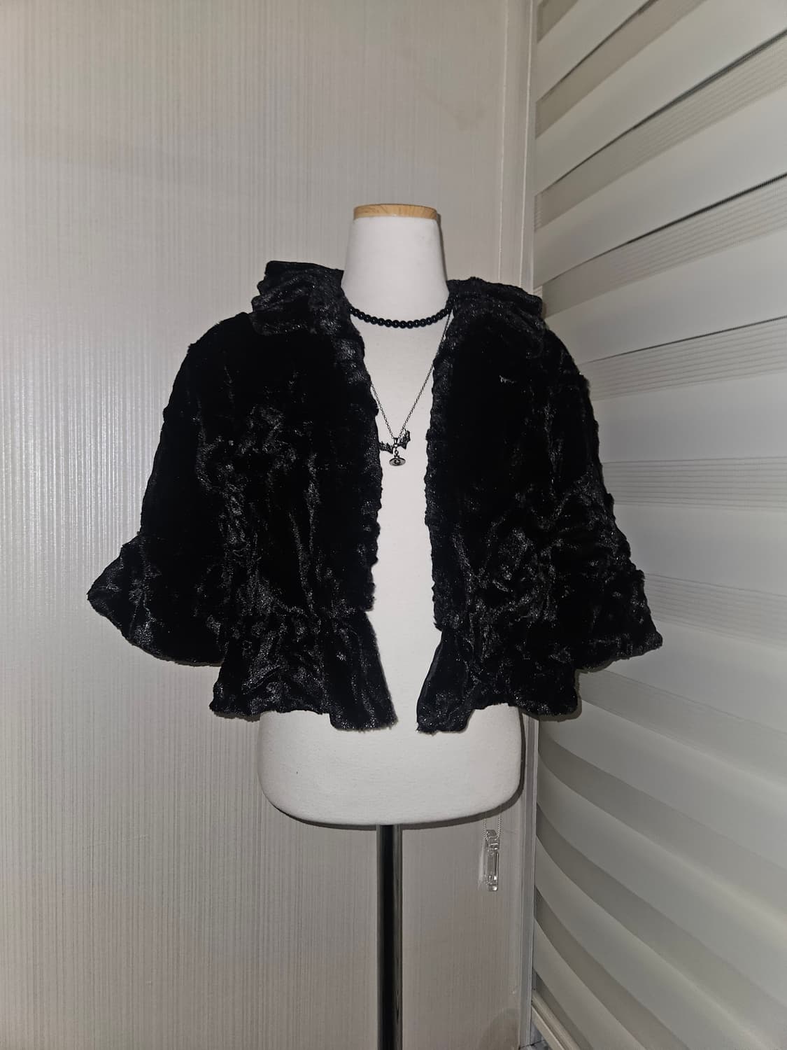 빈티지 공겜여주 블랙 퍼자켓 상품이미지1