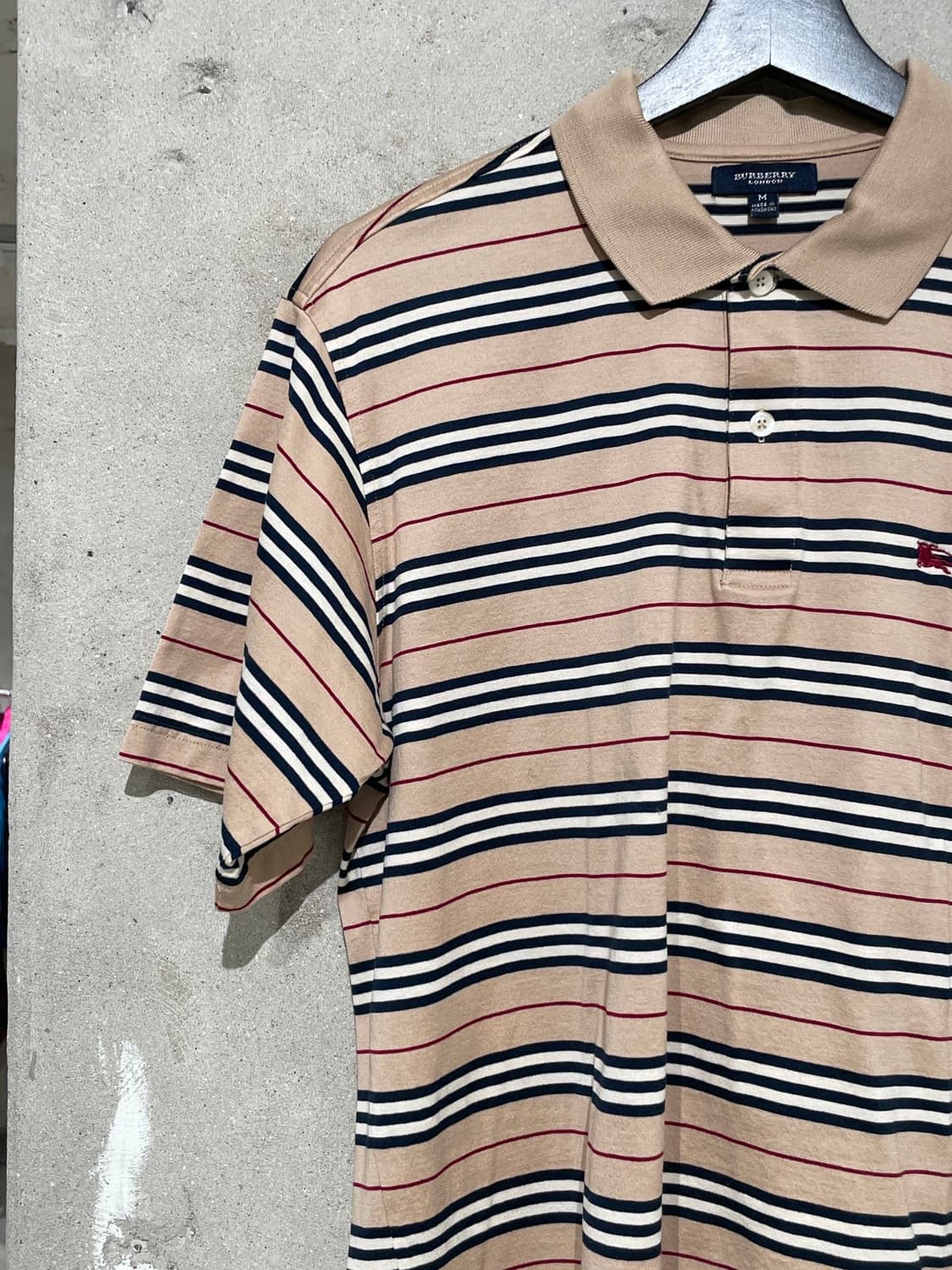 버버리 베이지 기마로고 스트라이프 pk 하프티 상품이미지2