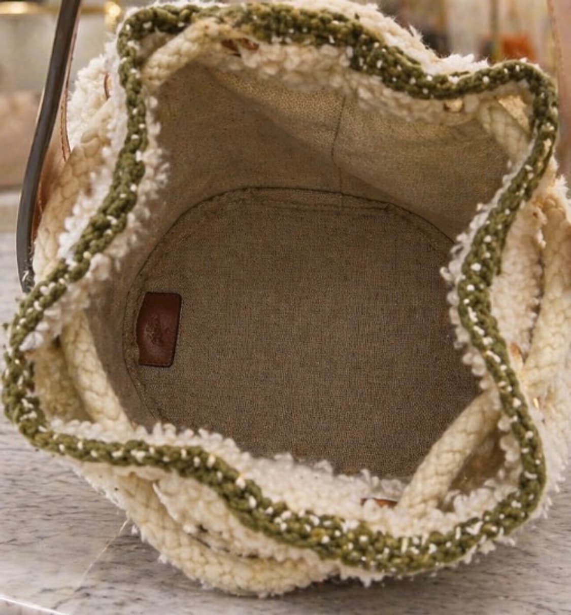 [S급] 셀린느 스트라이프 텍스타일 카프스킨 판매합니다!!! 상품이미지4