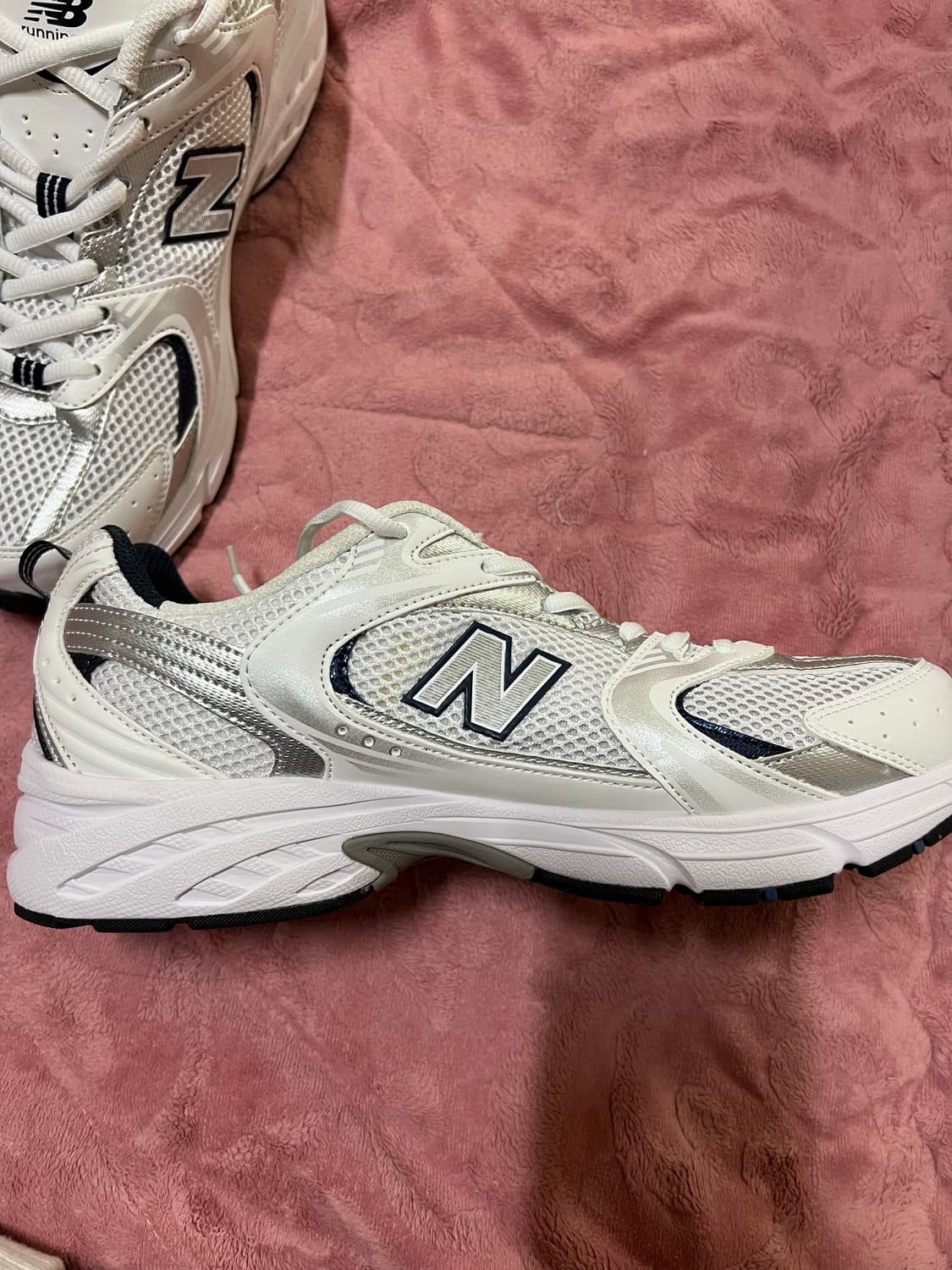 뉴발란스 530 화이트, 290사이즈 스니커즈 판매합니다 상품이미지4