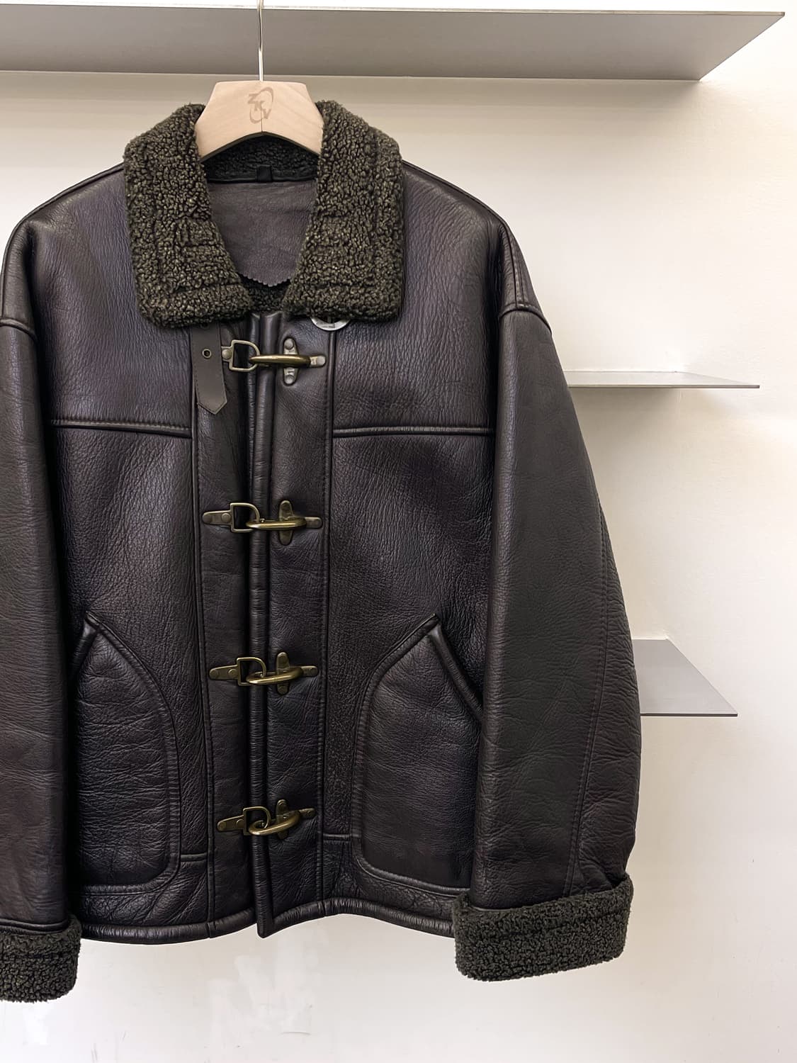  빈티지 90s 훅 버클 레더 무스탕 상품이미지3