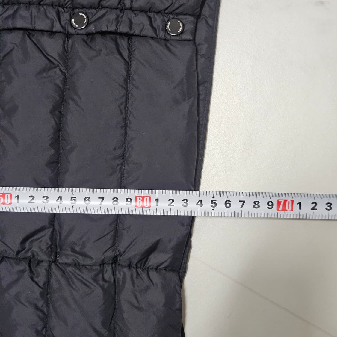 100 루이까스텔 구스 경량패딩 조끼 상품이미지7