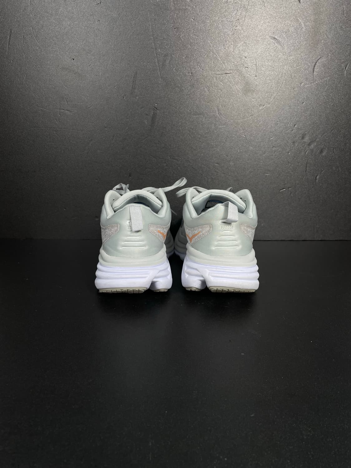 [265] 호카오네오네 본디8 스니커즈 상품이미지8