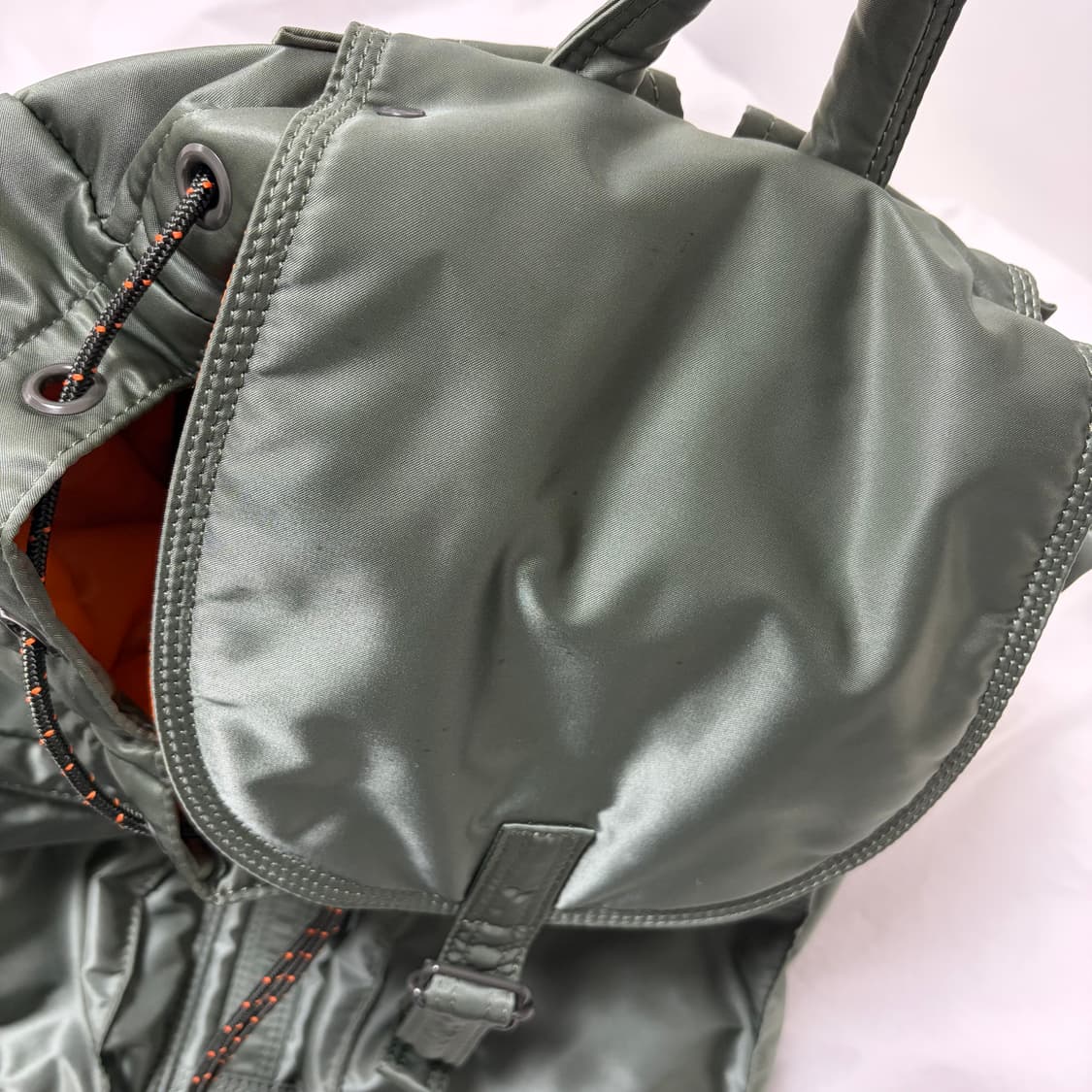 포터 올 뉴 탱커 럭색 세이지 그린 상품이미지9